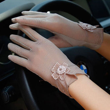 Flower Pearl Lace Gloves